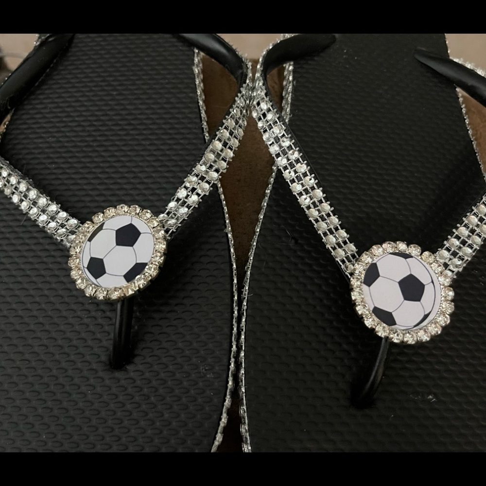 Soccer sandals